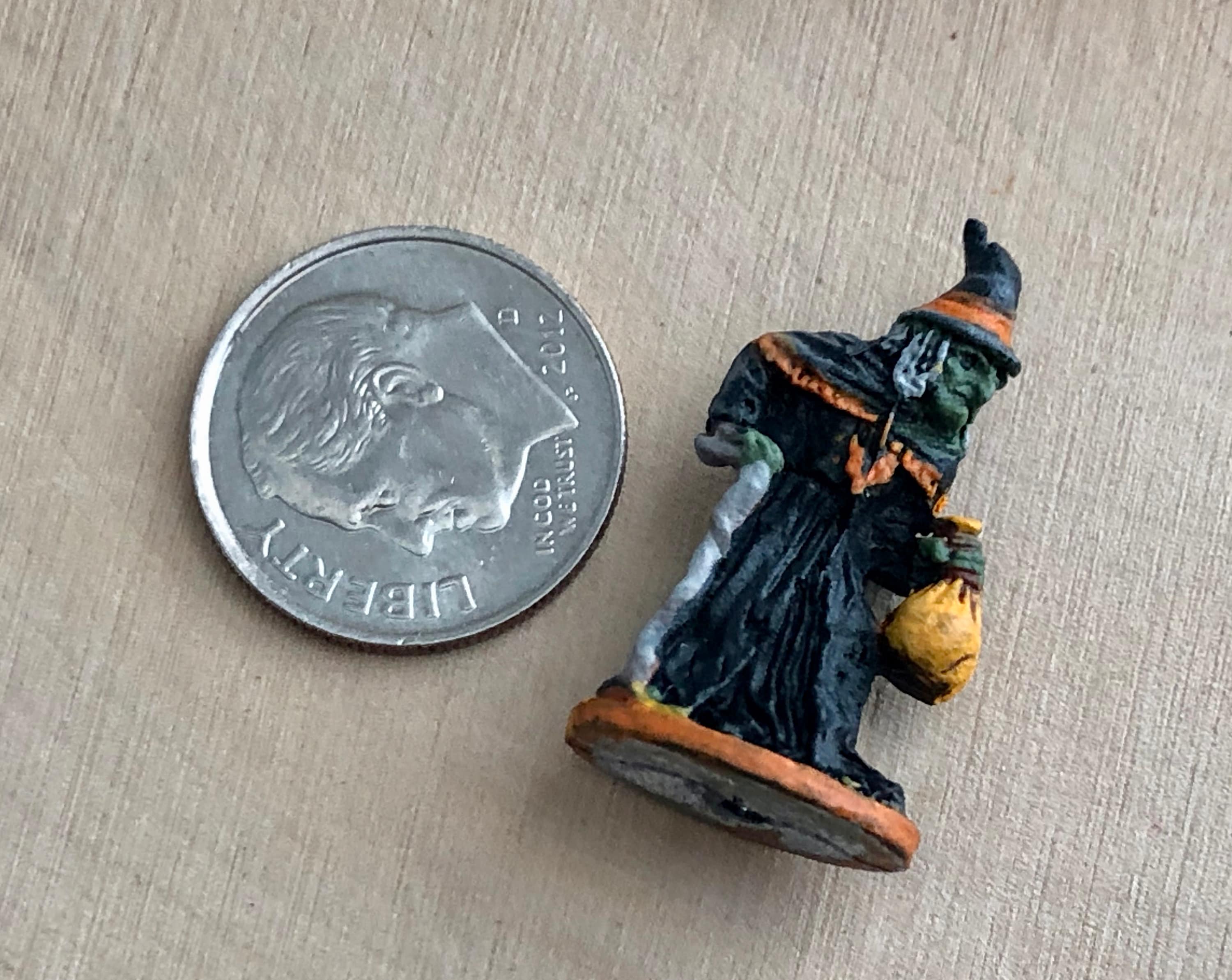 Miniature Witch Figurine, Mini Witch Statuette, Knick Knack, Halloween