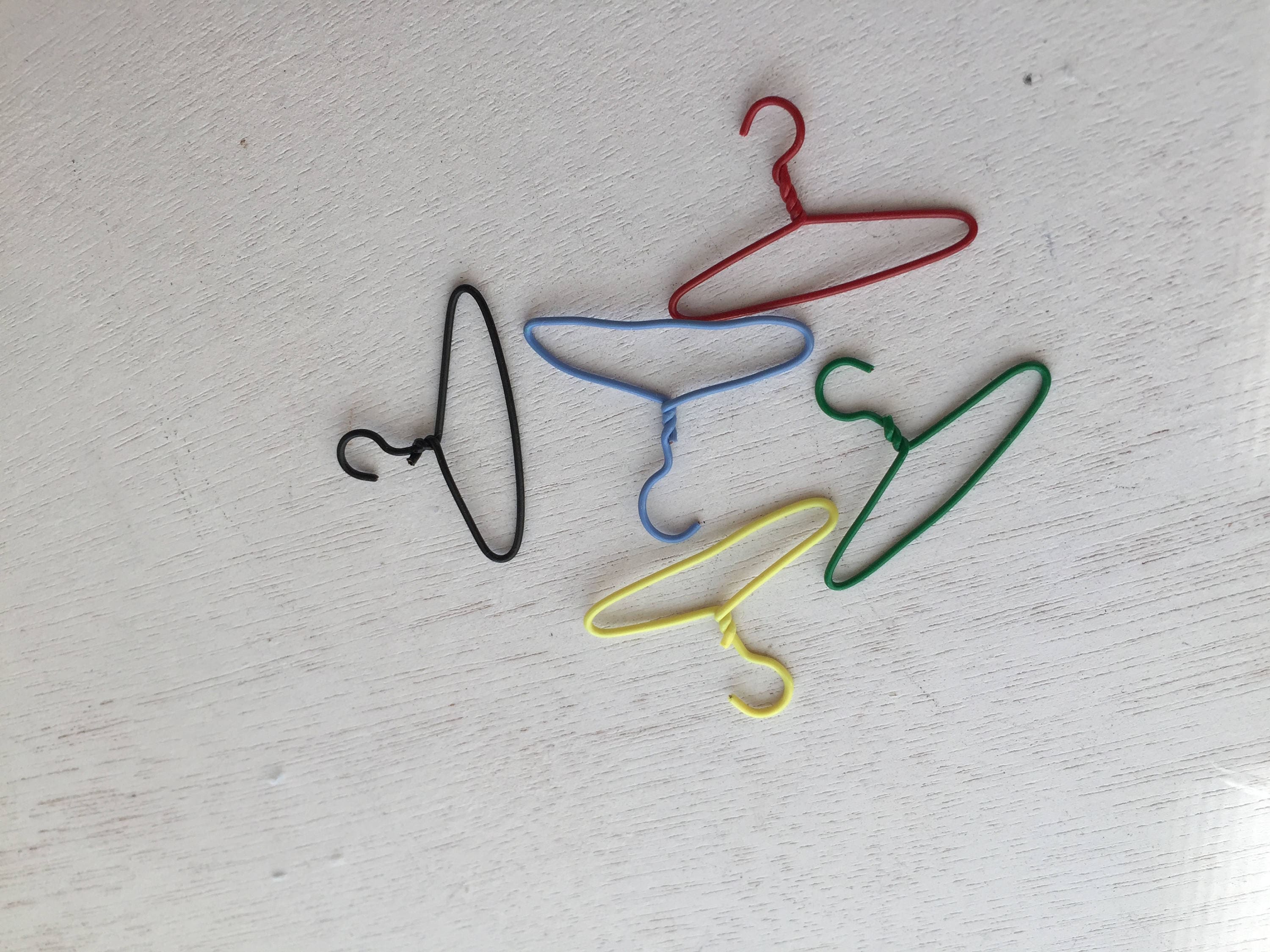 Miniature Colored Wire Hangers, Set of 5, Dollhouse Miniature, 112