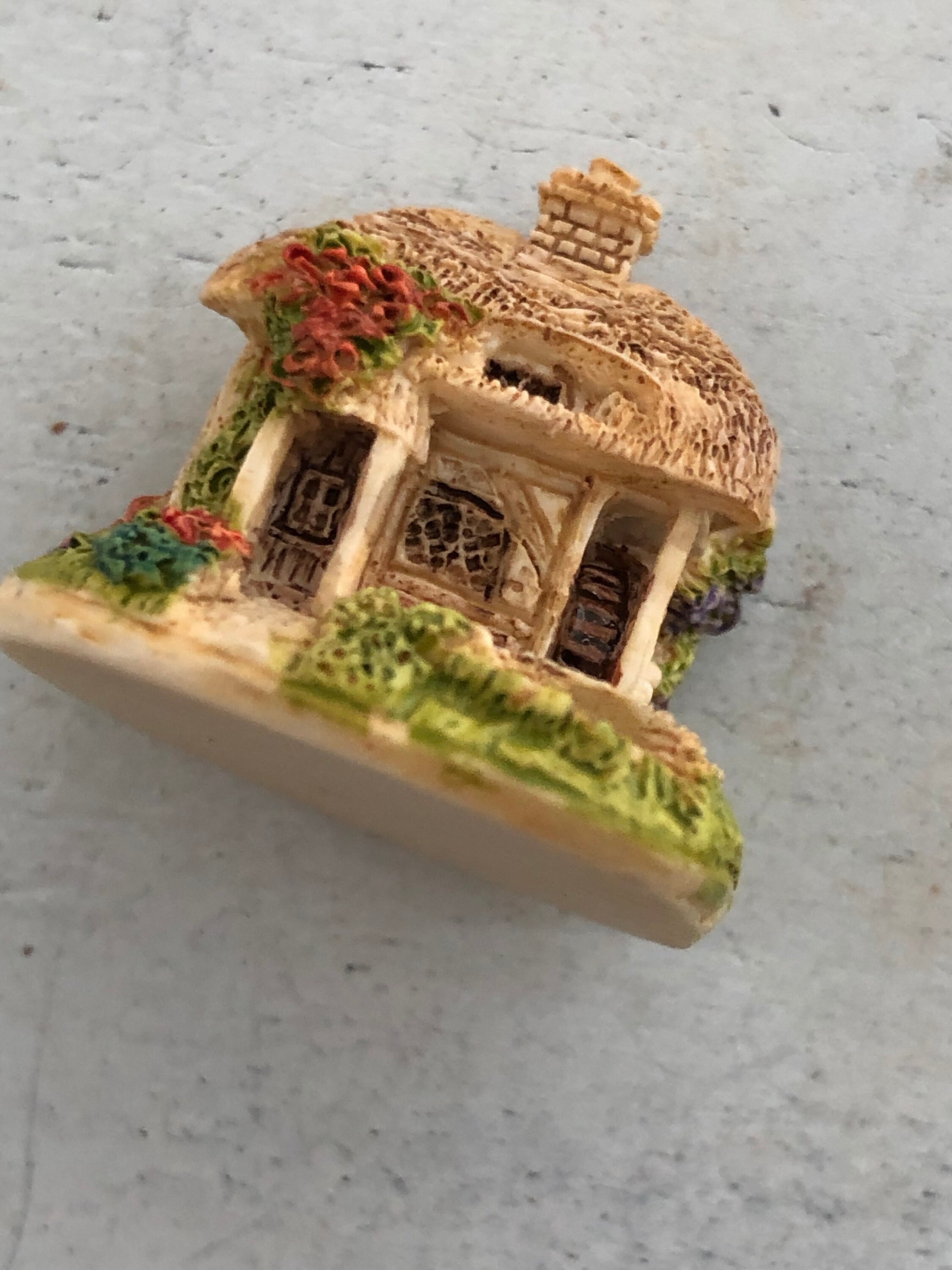 Miniature Rose Cottage, Mini House Figurine, Dollhouse Miniature, 112 Scale, Mini Cottage