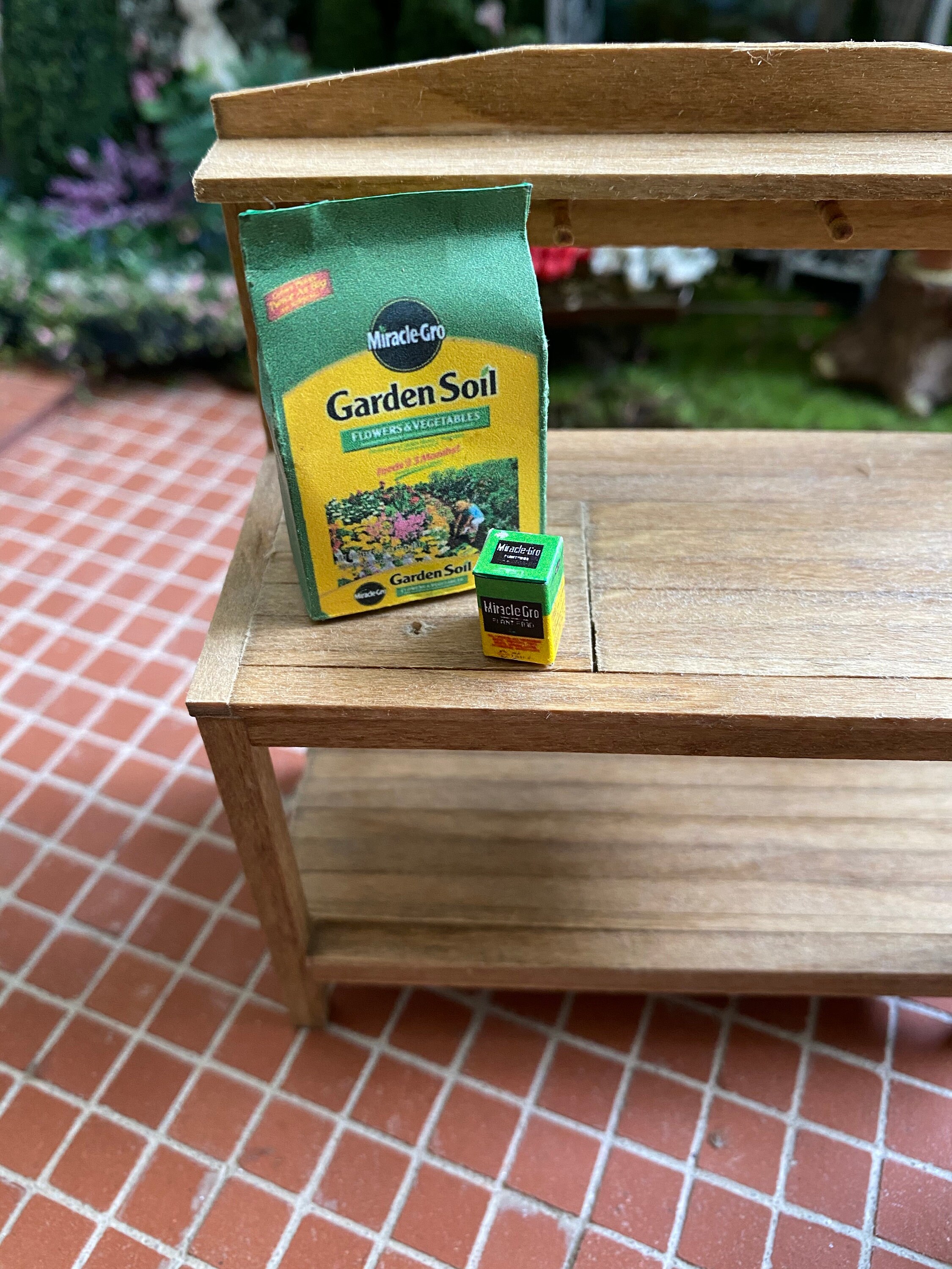 Miniature Gardening Set, Potting Soil and Plant Food Box, Dollhouse