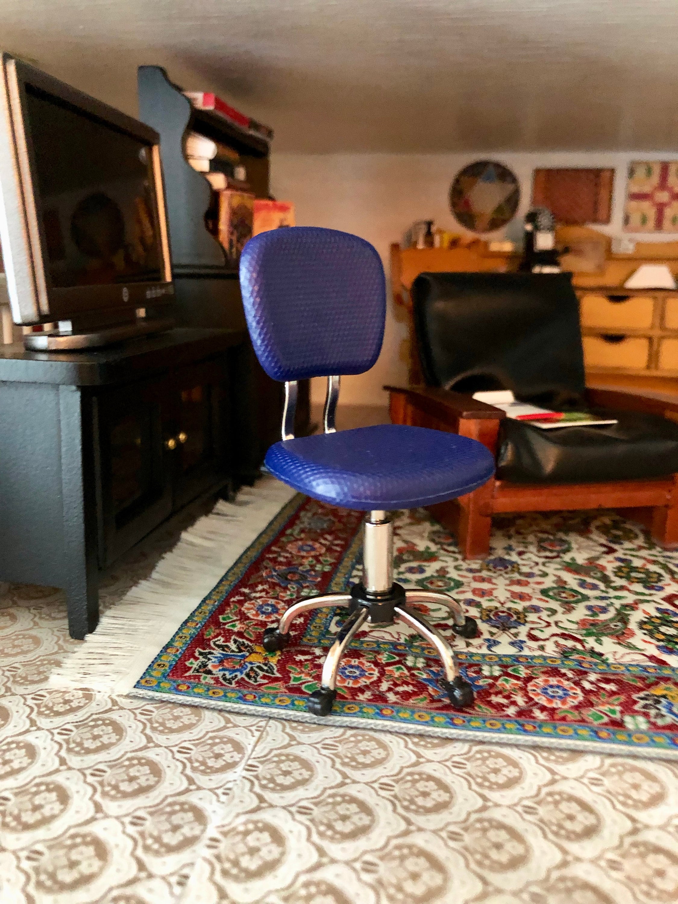 Miniature Swivel Office Chair, Mini Blue Desk Chair, Dollhouse