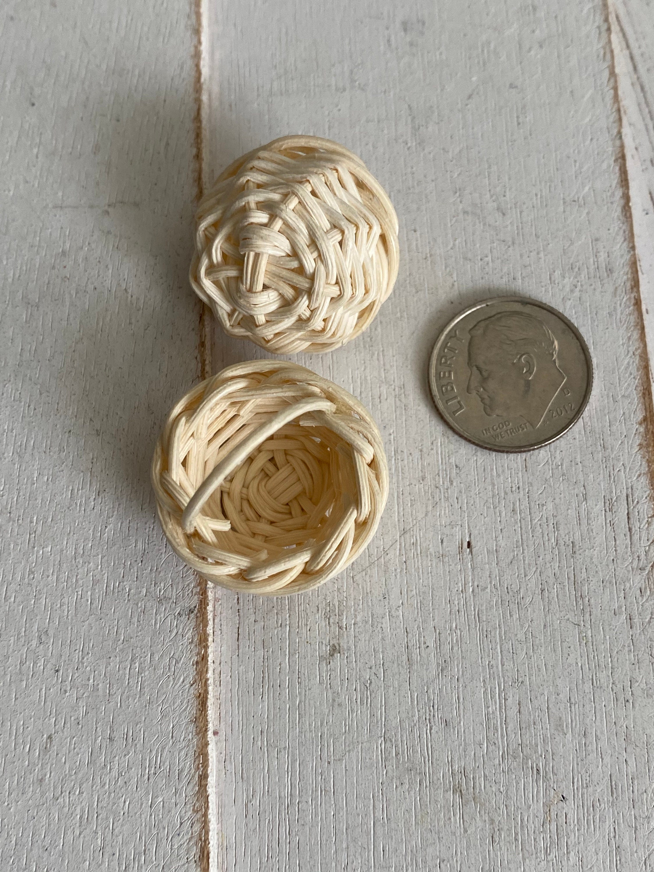 Miniature Baskets, White Round Baskets, 2 Piece Set, Style 59