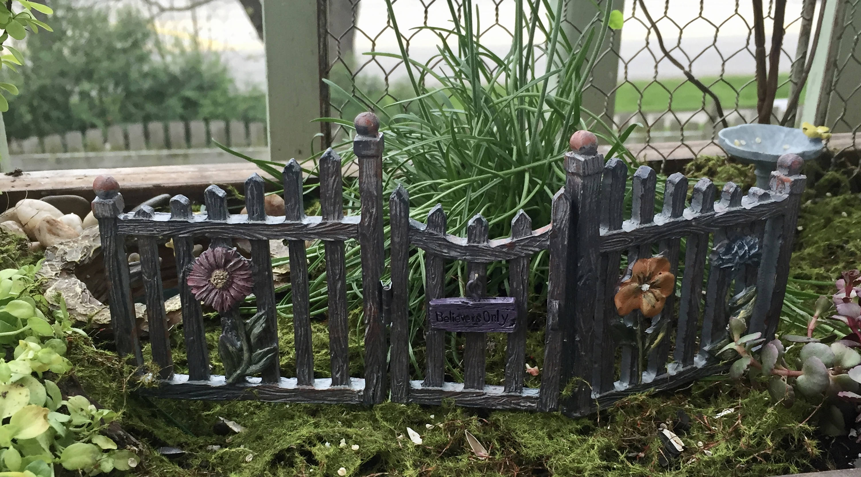 Miniature Fairy Gate And Fence Hinged Door With Welcome Sign Gallery Photo