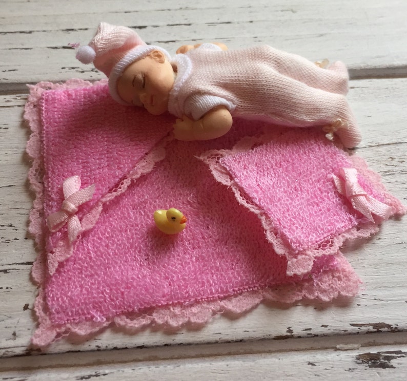 Miniature Dollhouse 8 Pc Dish Towel Set White w// Tiny Blue Flowers