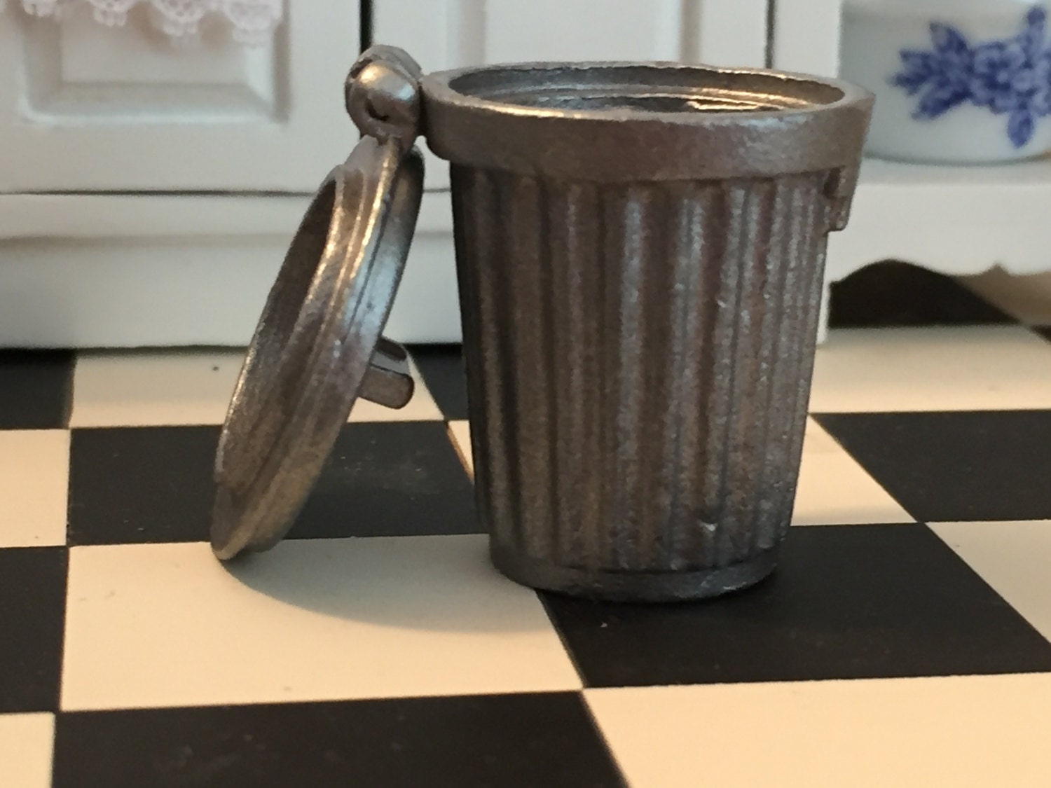 Miniature Metal Garbage Can With Attached Lid, Dollhouse Miniature, 1