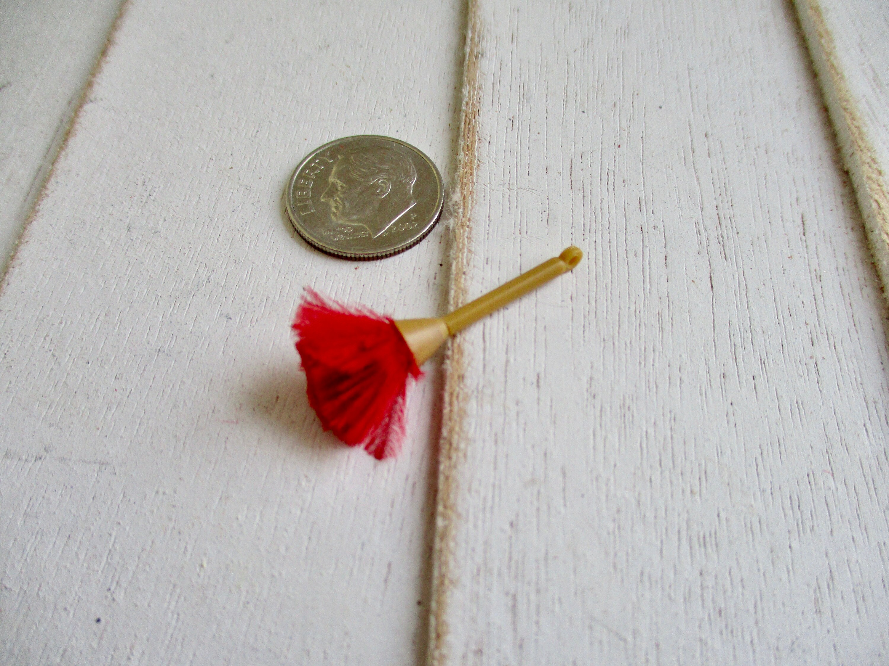 Miniature Feather Duster Mini Red Feather Duster Dollhouse Etsy Sweden