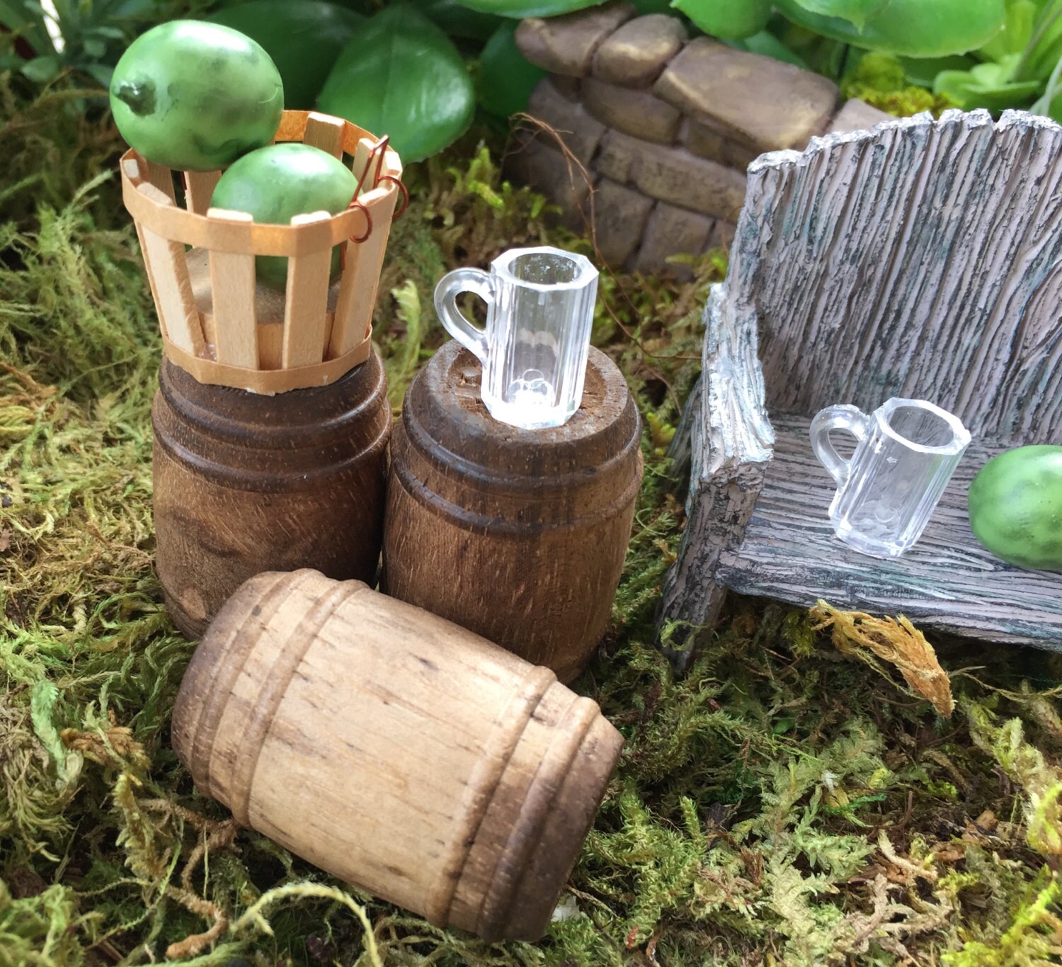 Miniature Wood Bushel Basket Dollhouse Miniature, 112 Scale, Garden