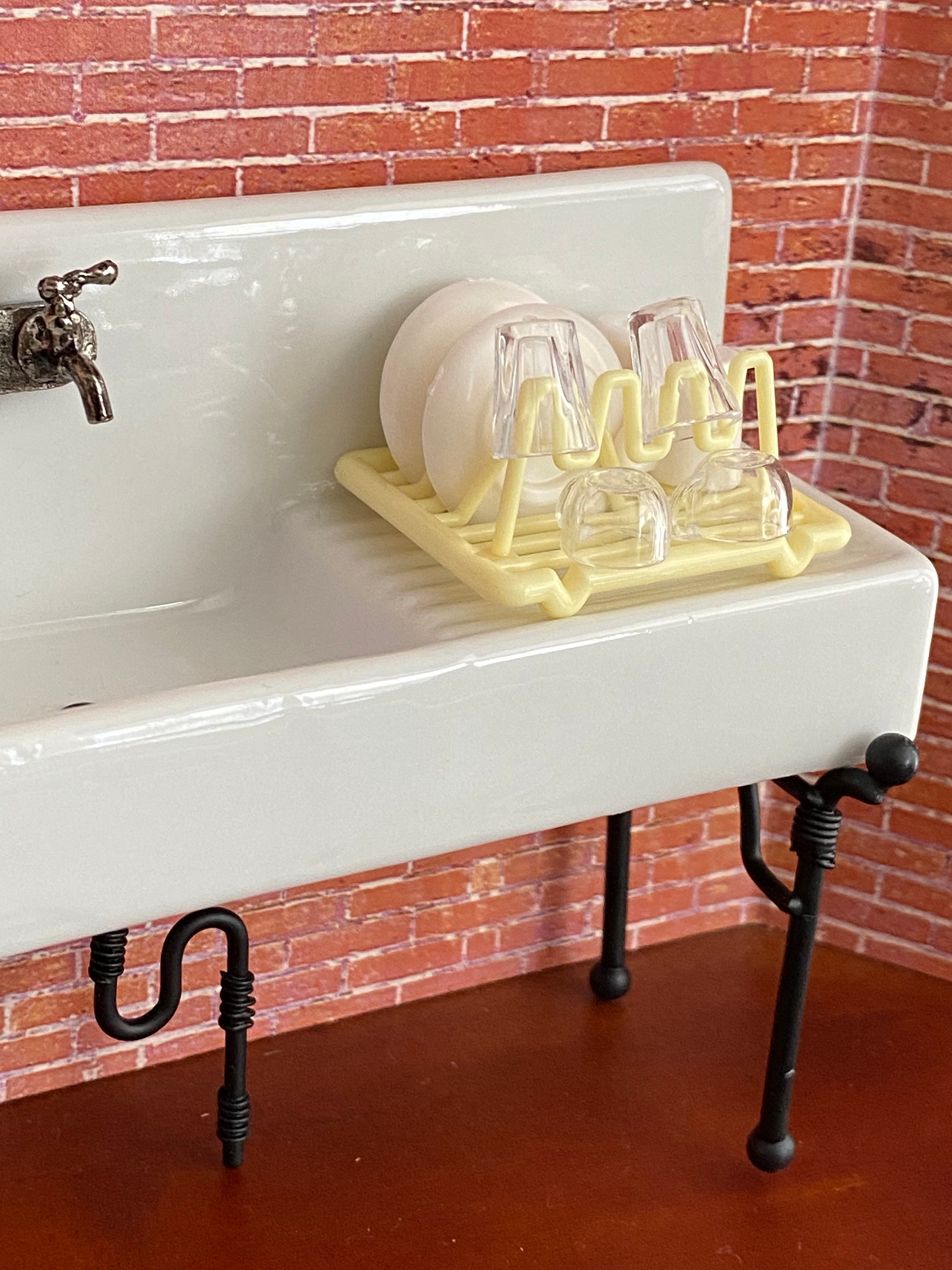 Miniature Dish Rack Set, Includes Dishes, Cups and Mugs, 9 Piece Set