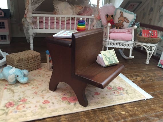 mini school desk