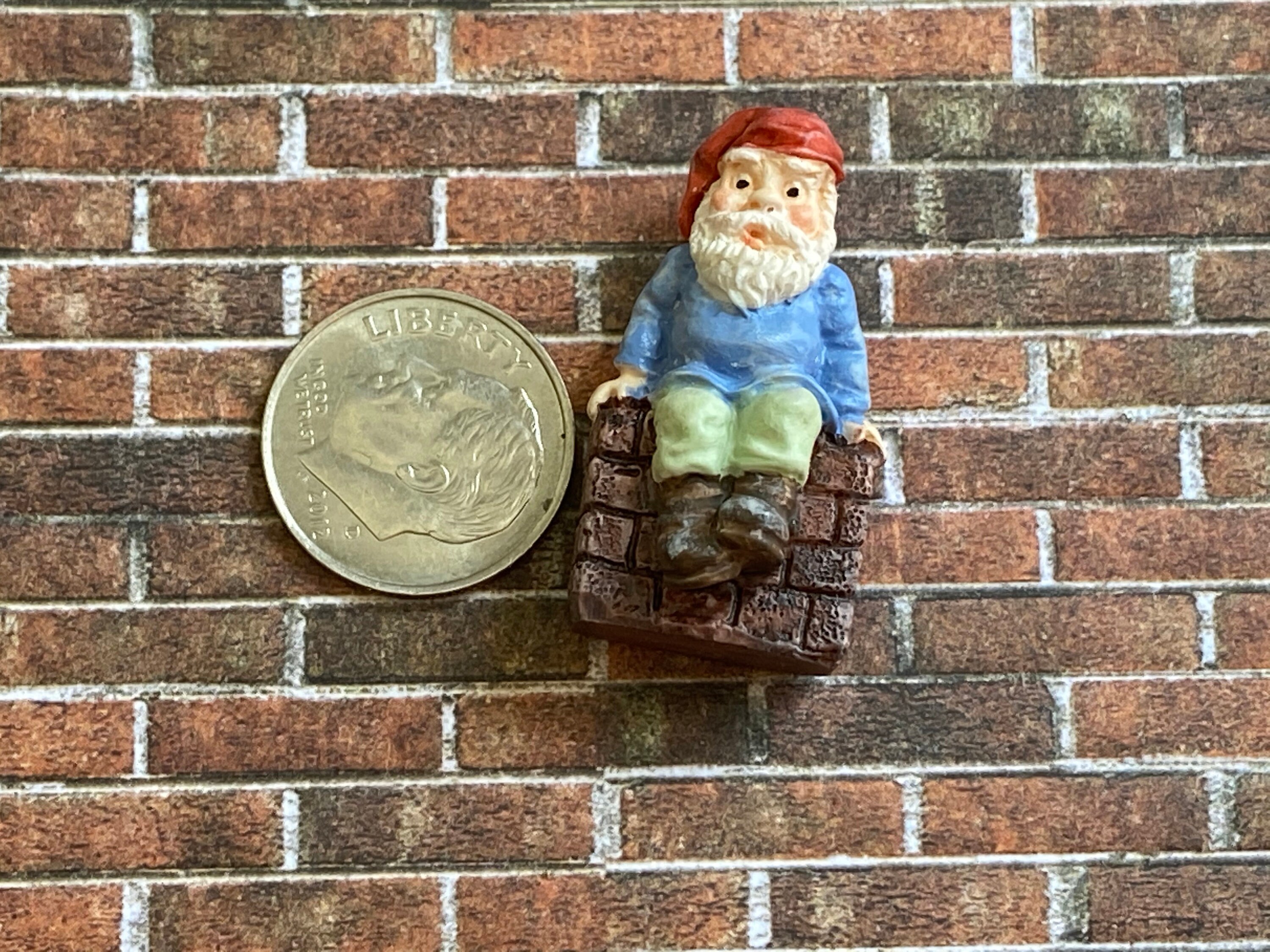 miniature gnome statues