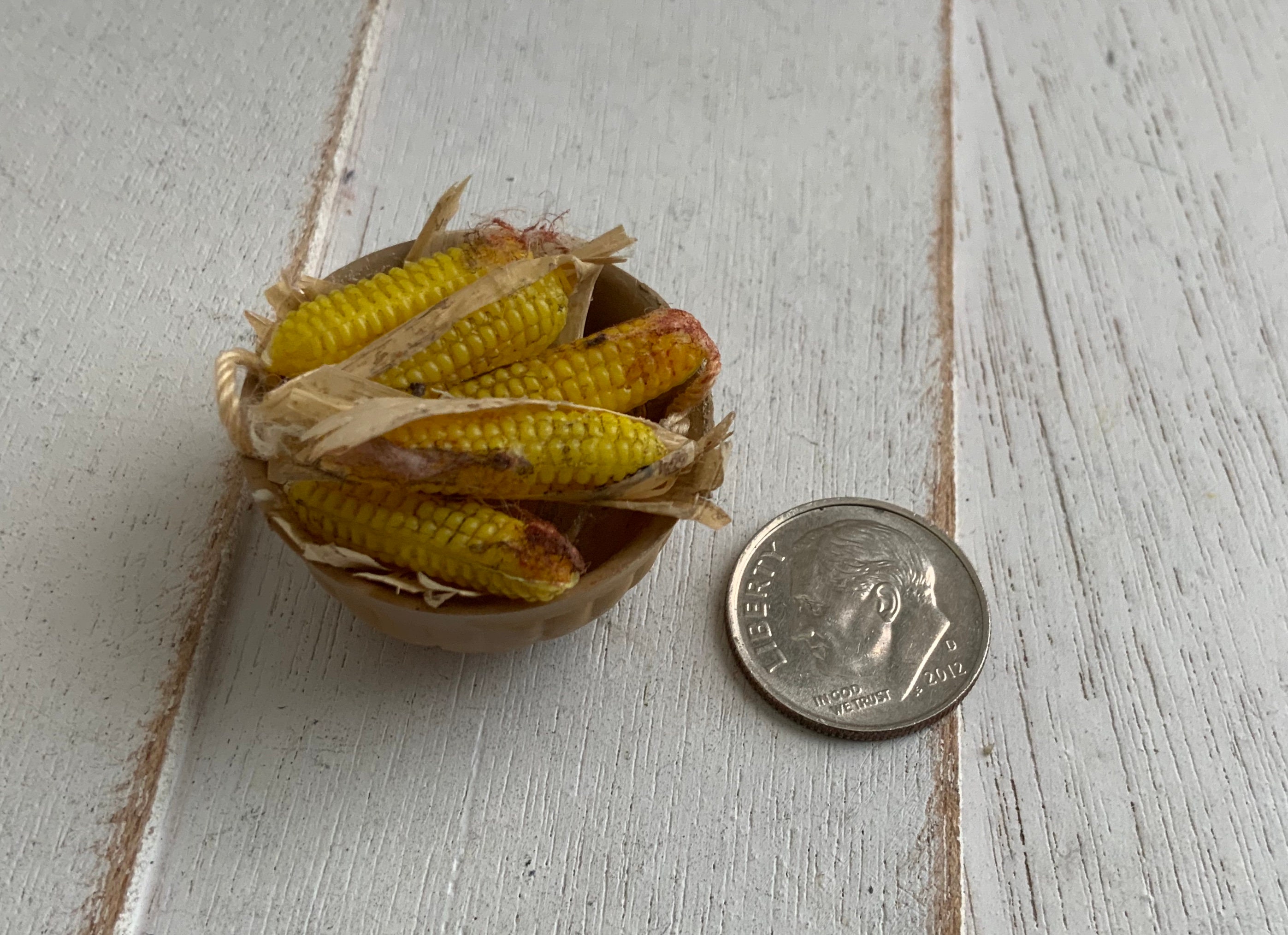 Miniature Bowl of Corn on the Cob, Mini Corn With Husks, Dollhouse