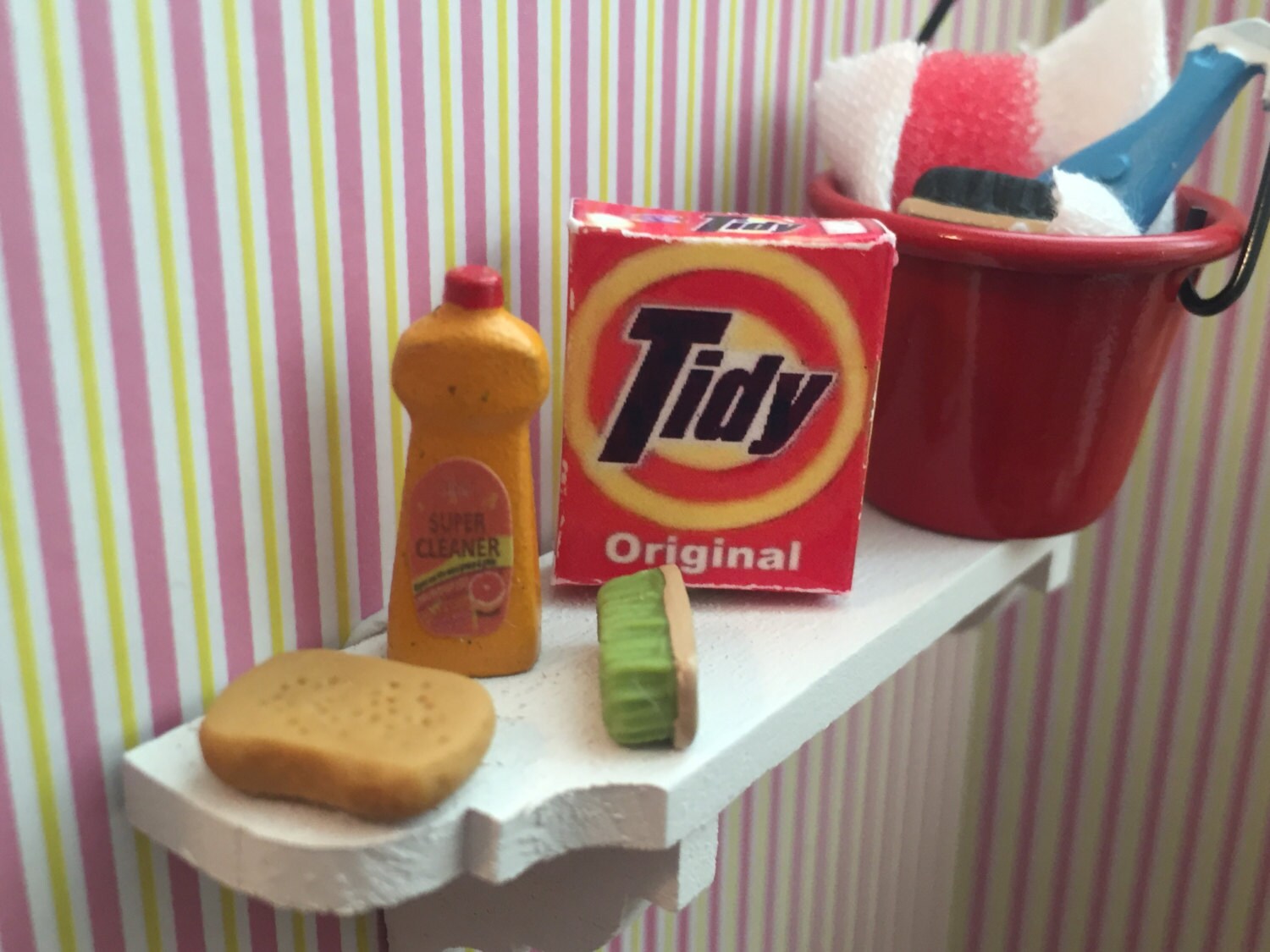 Miniature Laundry Detergent and Cleaning Supplies, Dollhouse Miniatures
