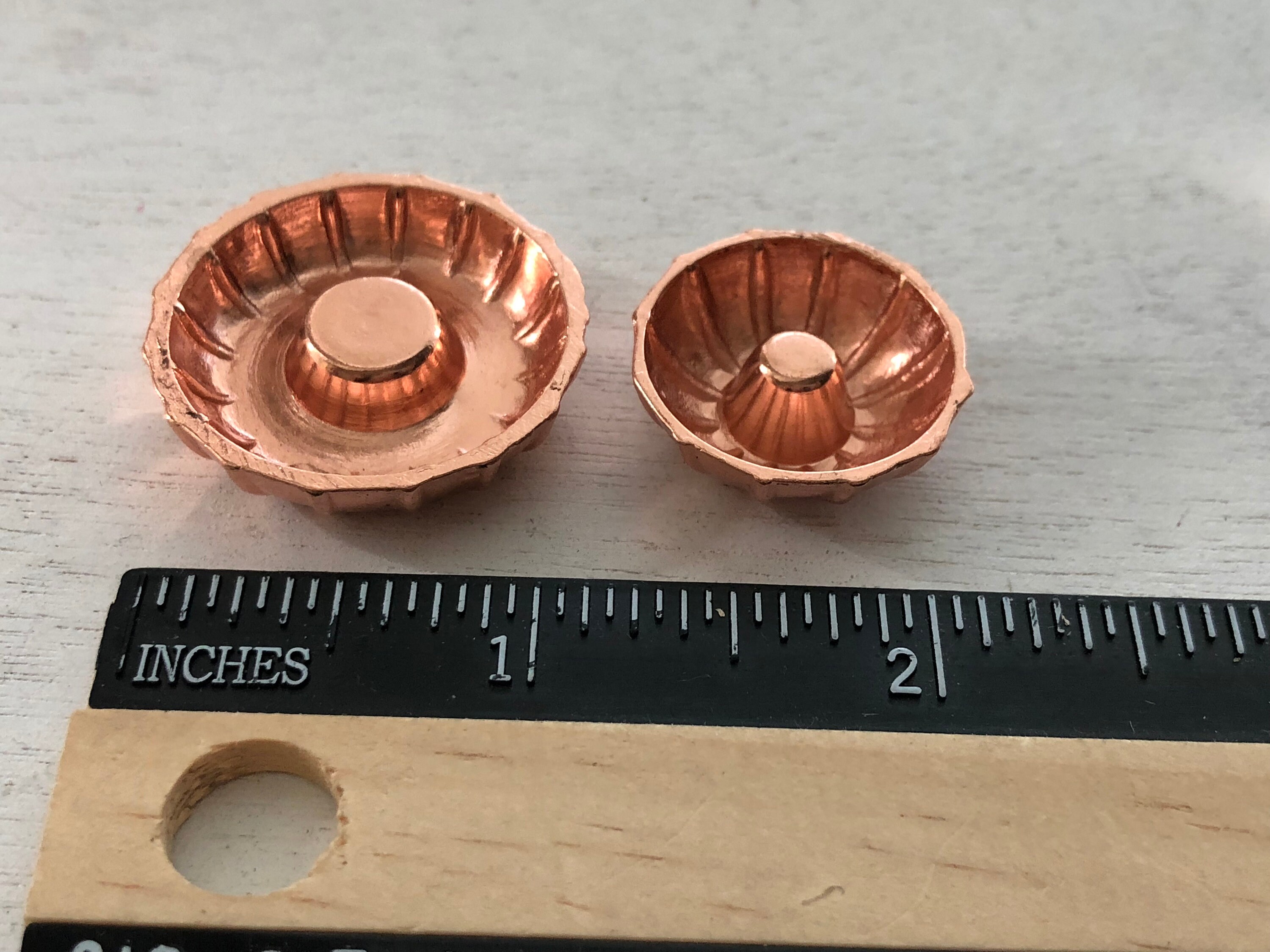 Miniature Bundt Pans, Set of 2, Dollhouse Miniature, 112 Scale