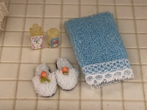 Blue /& White W// White 1:12 Miniature Dollhouse 6 Pc Bath Towel Set