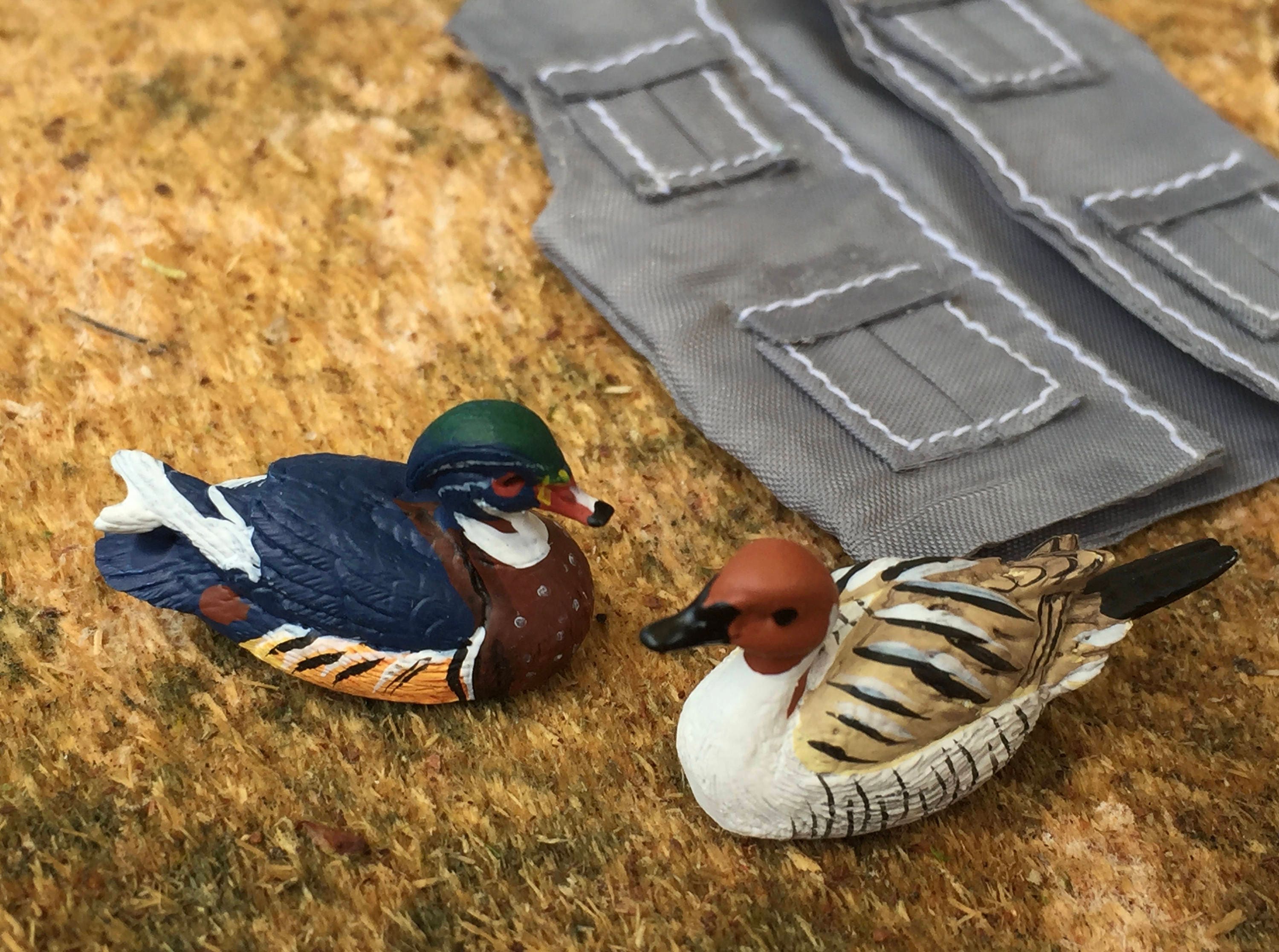 Miniature Gorgeous Pair of Resin Duck Decoys for DOLLHOUSE Miniatures 1:12 Scale 