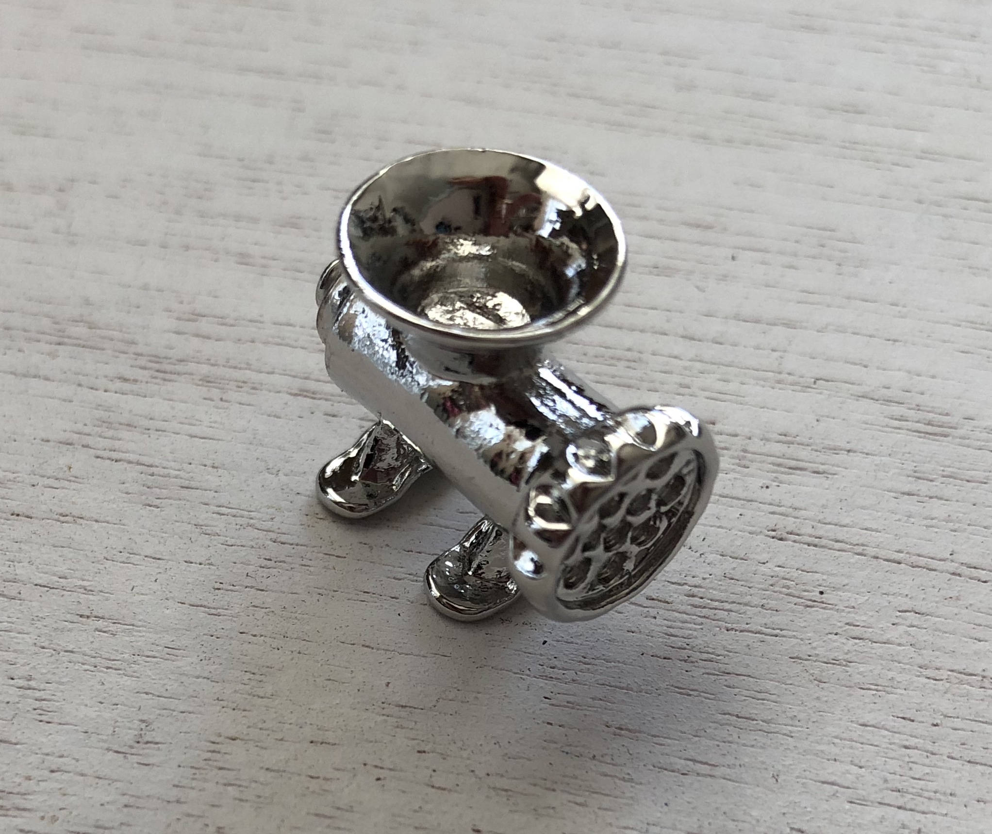 Miniature Meat Grinder, Metal Grinder With Working Handle, Dollhouse