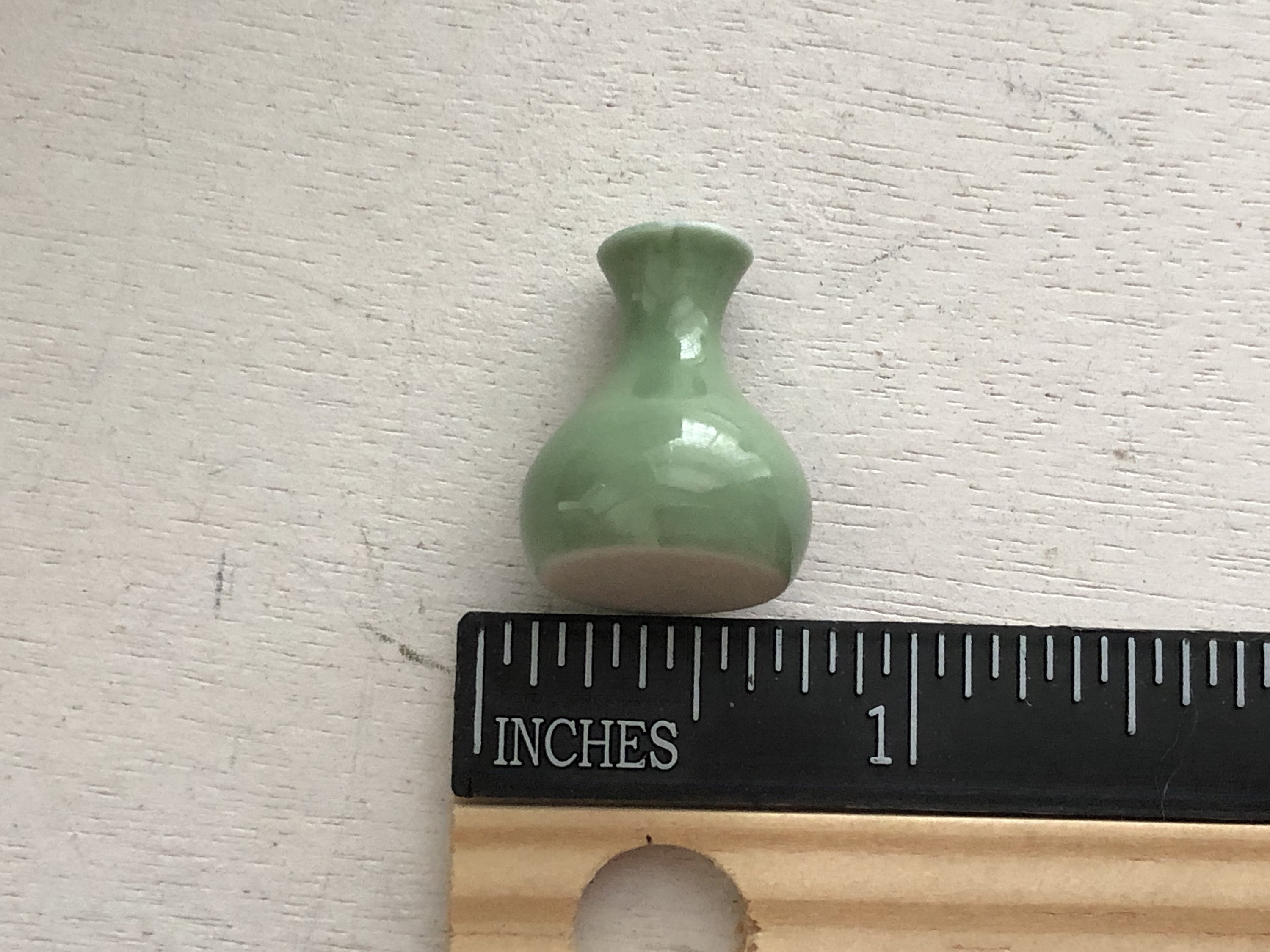 Miniature Ceramic Vase, Mini Green Vase Dollhouse Miniature, 1:12 Scale ...