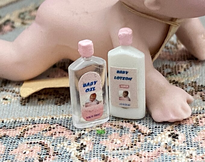 Miniature Baby Products Set, Baby Lotion and Oil Bottle, Dollhouse Miniatures, 1:12 Scale, Dollhouse Accessories, Nursery Decor, Crafts