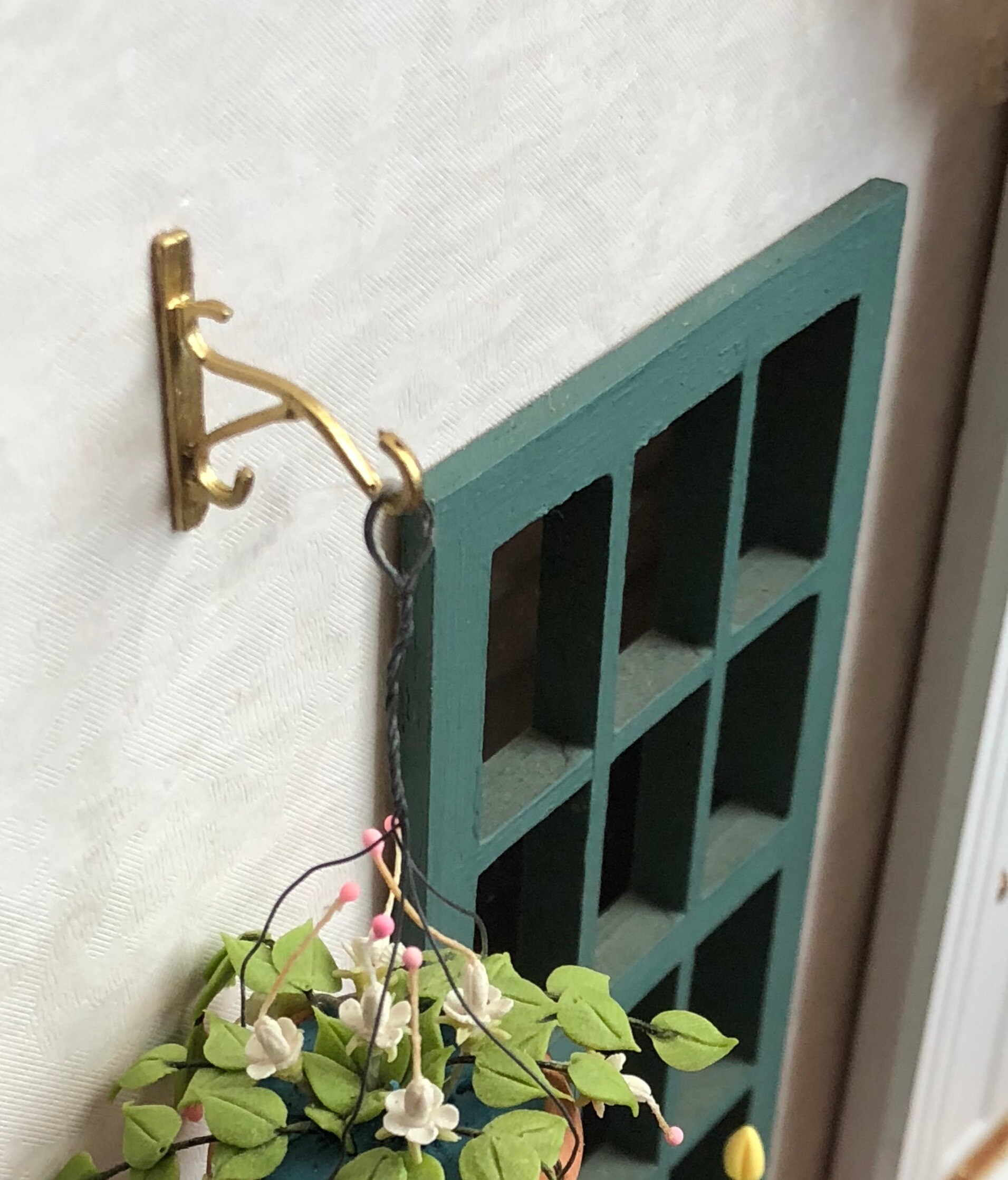Miniature Plant Hook, Metal Gold Wall Hook, Dollhouse Miniature, 112