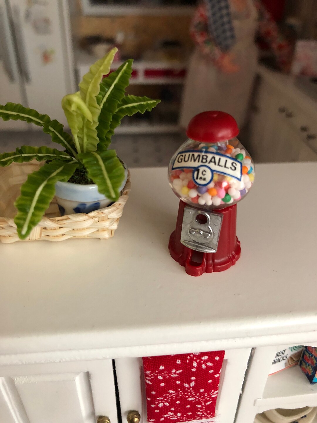 Miniature Gumball Machine, Filled Gum Ball Machine, Dollhouse Miniature ...