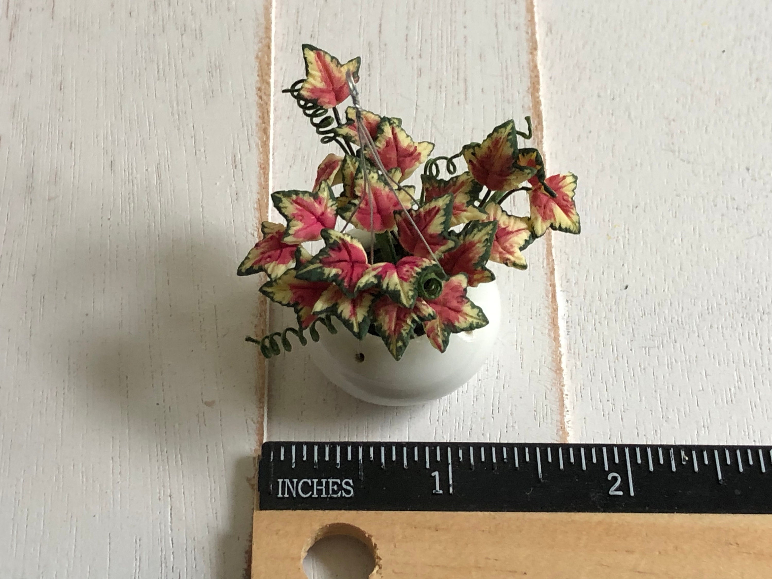 Dollhouse Miniature Bougainvillea Vine 1:12 Scale