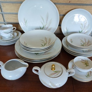 Treasure Chest Bavarian China Wheat Pattern  Pink and Green with Gold Service for 4 plus Sugar and Creamer Germany Mid-Century 30 pieces