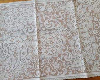Vintage Filet Lace Table Runner 14x56 Paisley Floral Flowers