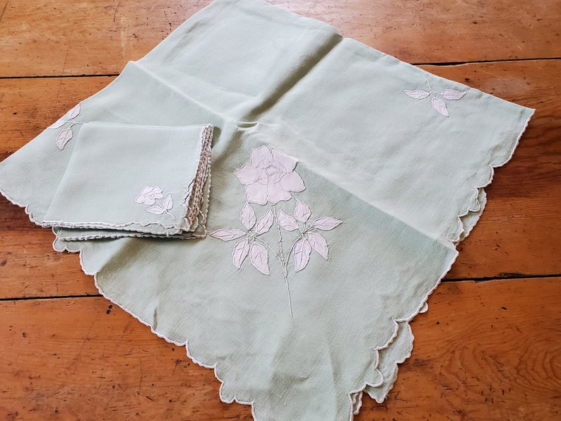 Vintage 1940's Tablecloth Table Topper & 4 Napkins Hand Etsy