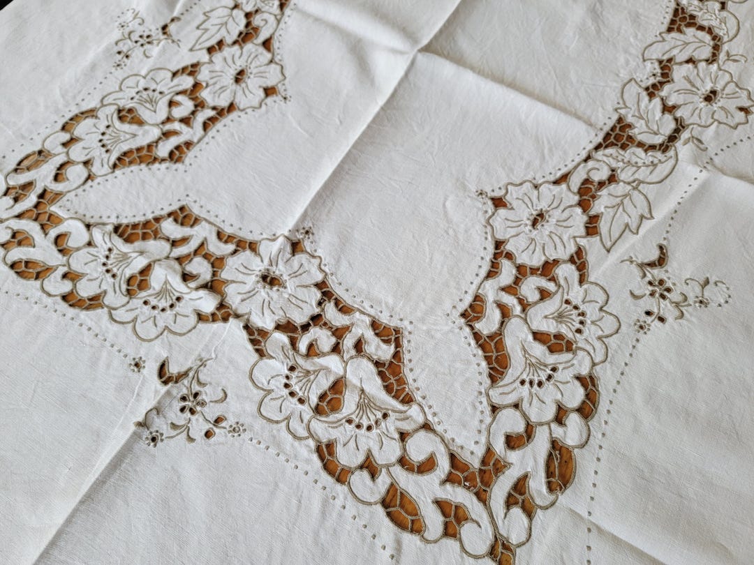 ヴィンテージマデイラ刺繍テーブルクロス、宴会テーブルクロス69x100