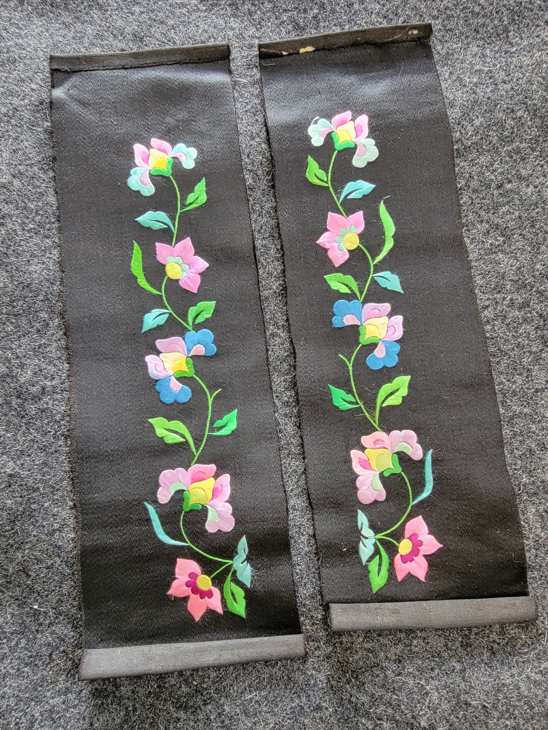 アンティークハンド刺繍シルクトリム：花柄アジアンファブリックペア