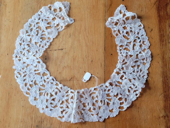 Antique Handmade Rosaline Lace Collar - Victorian Bobbin Lace