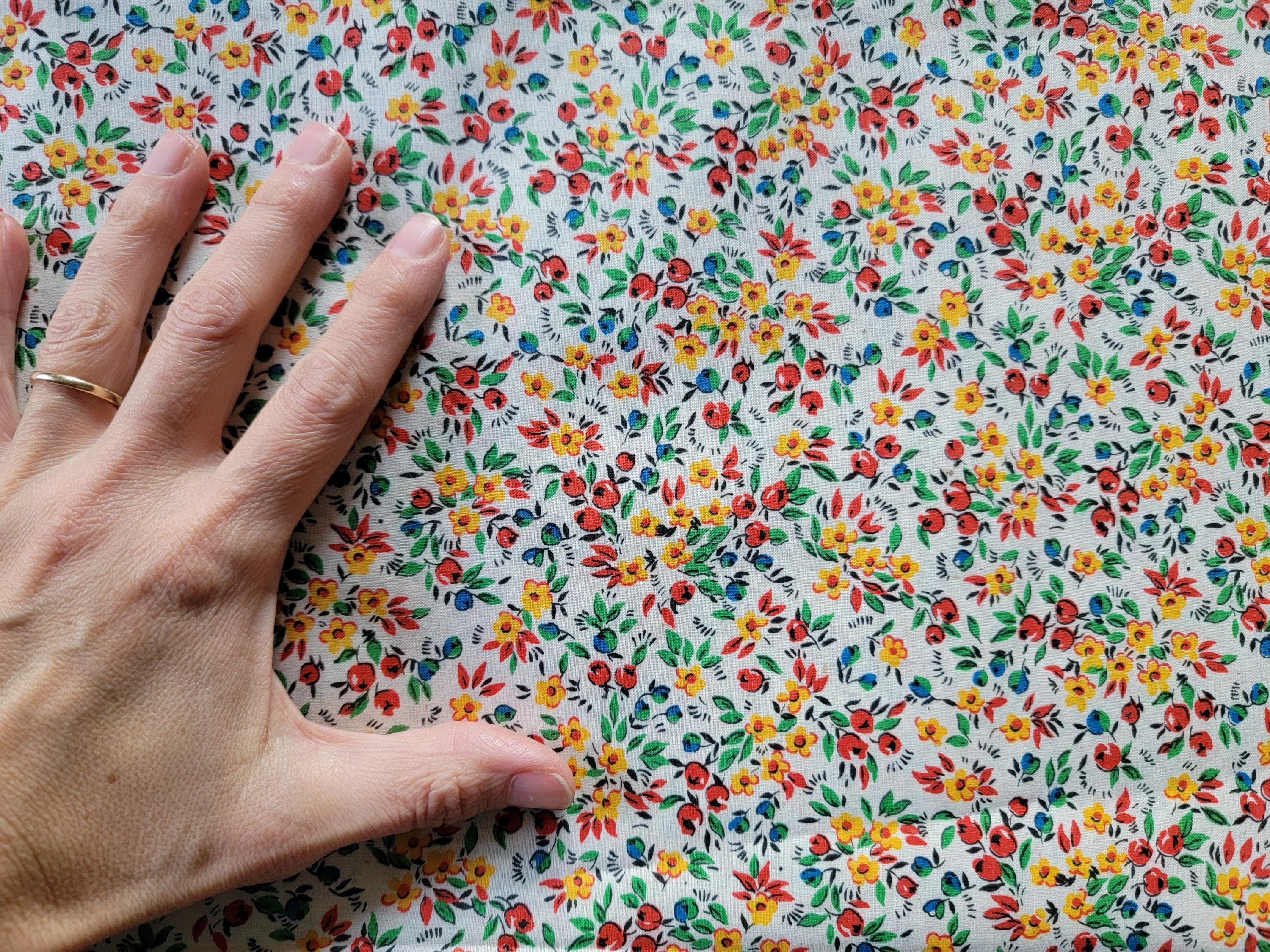 Thing Print Vintage Tiny Print Floral Cotton Fabric: BTY - Etsy