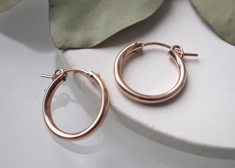 Gravity Hoop Earrings Large 18mm image 4