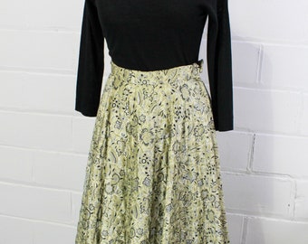50s Quilted Circle Skirt, Champagne Satin Vintage Novelty Print Full Skirt, Mid Century Skirt, XXS, Waist 22 in.