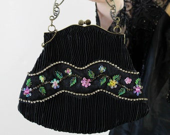 Vintage Schwarze Plissee Tasche, Kleine Handtasche, Florale Perlen und Strasssteine, Abendtasche