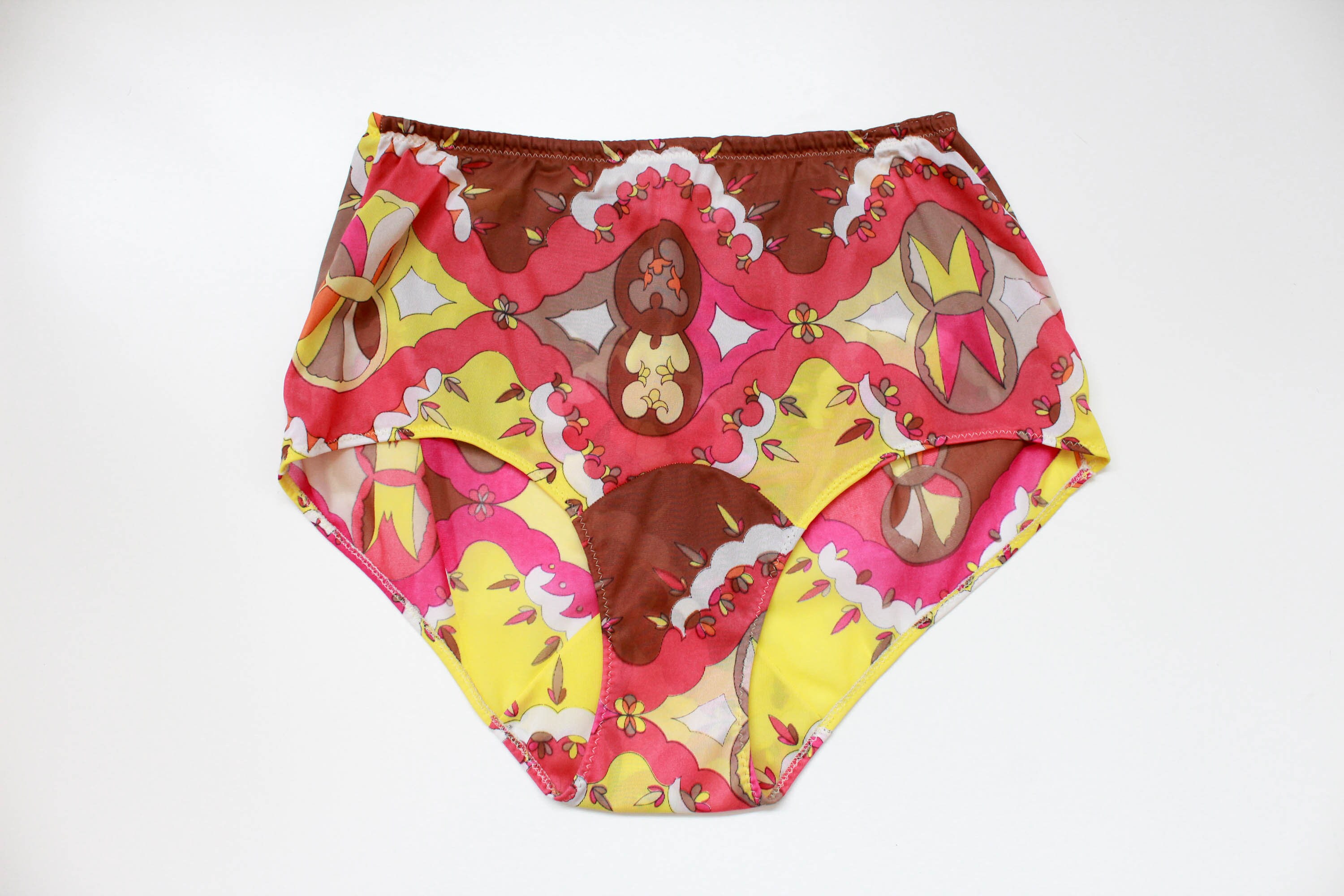1960s Emilio Pucci Formfit Rogers Panties, Yellow/pink/brown 1960s Emilio Pucci Formfit Rogers Panties, Yellow/pink/brown