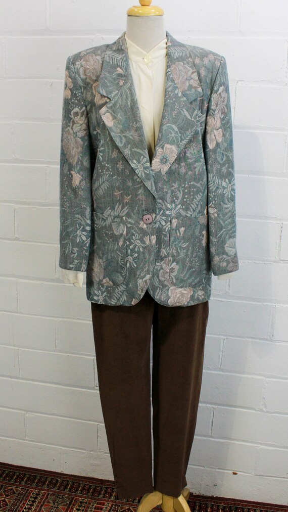 80s 90s Floral Print Blazer, Pastel Blue with Pin… - image 2