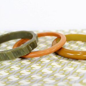 1930s/40s Bakelite Bracelet, Bangle, Caramel Butterscotch Early Plastic Vintage Spacer Bangle image 7