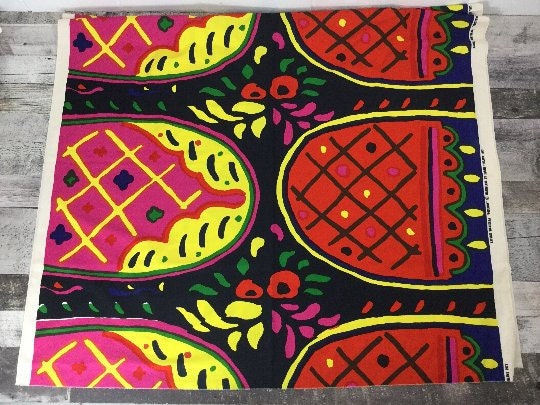 Tissu vintage des années 1970, tissu Marimekko Vintage, des couleurs vives, abstrait en coton tissu, Katsuji Wakisaka, Positiivi Marimekko 1973, 55", 3 verges Tissu Tissu Tissu vintage des années 1970, tissu Marimekko Vintage, des couleurs vives, abstrait en coton tissu, Katsuji Wakisaka, Positiivi Marimekko 1973, 55