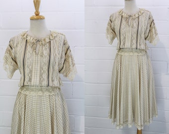 Vintage 1970s Koos Van den Akker Silk and Lace Dress with Window Pane Print, Ruffle Detail, Size Small, Bust 34"