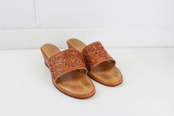 1950s Tooled Leather Sandals, Vintage Tan Leather San… - Gem