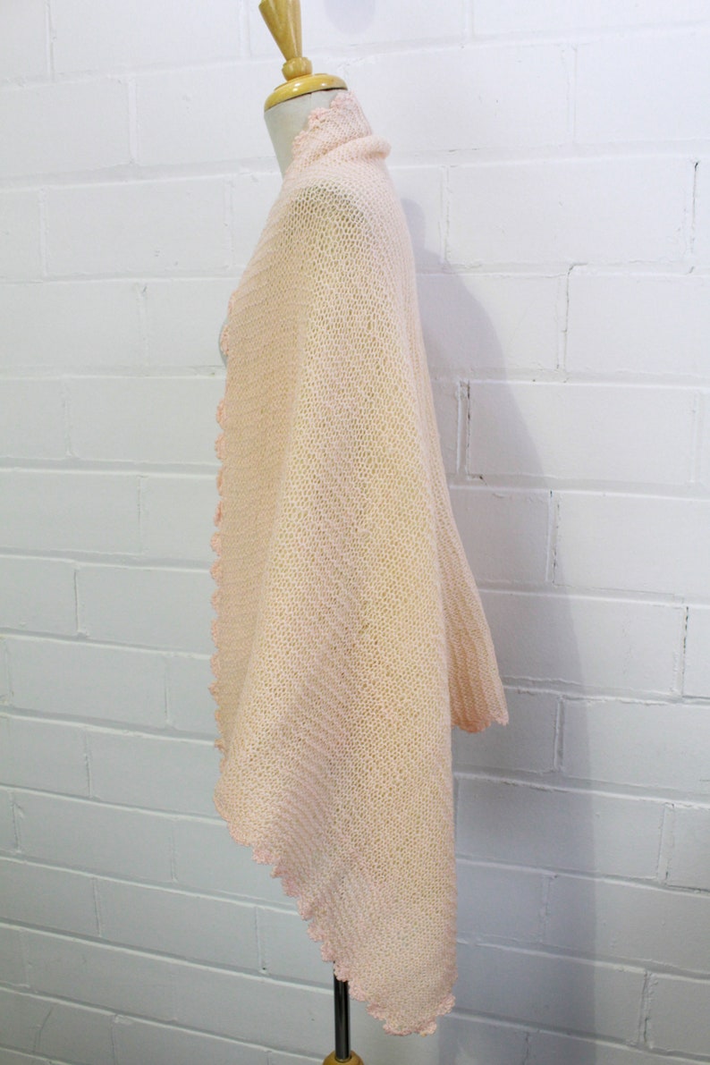 Vintage 20s Pink Wool Baby Blanket, Scarf/Cape, Wool Small Blanket, Hand Knit, Baby Shower Gift For Her, 1920s Metallic Pink Knit Scarf image 4