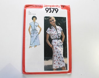 80s Womens Dress Sewing Pattern Simplicity 9379, Vintage 1980s Pattern, Uncut, Factory Folds