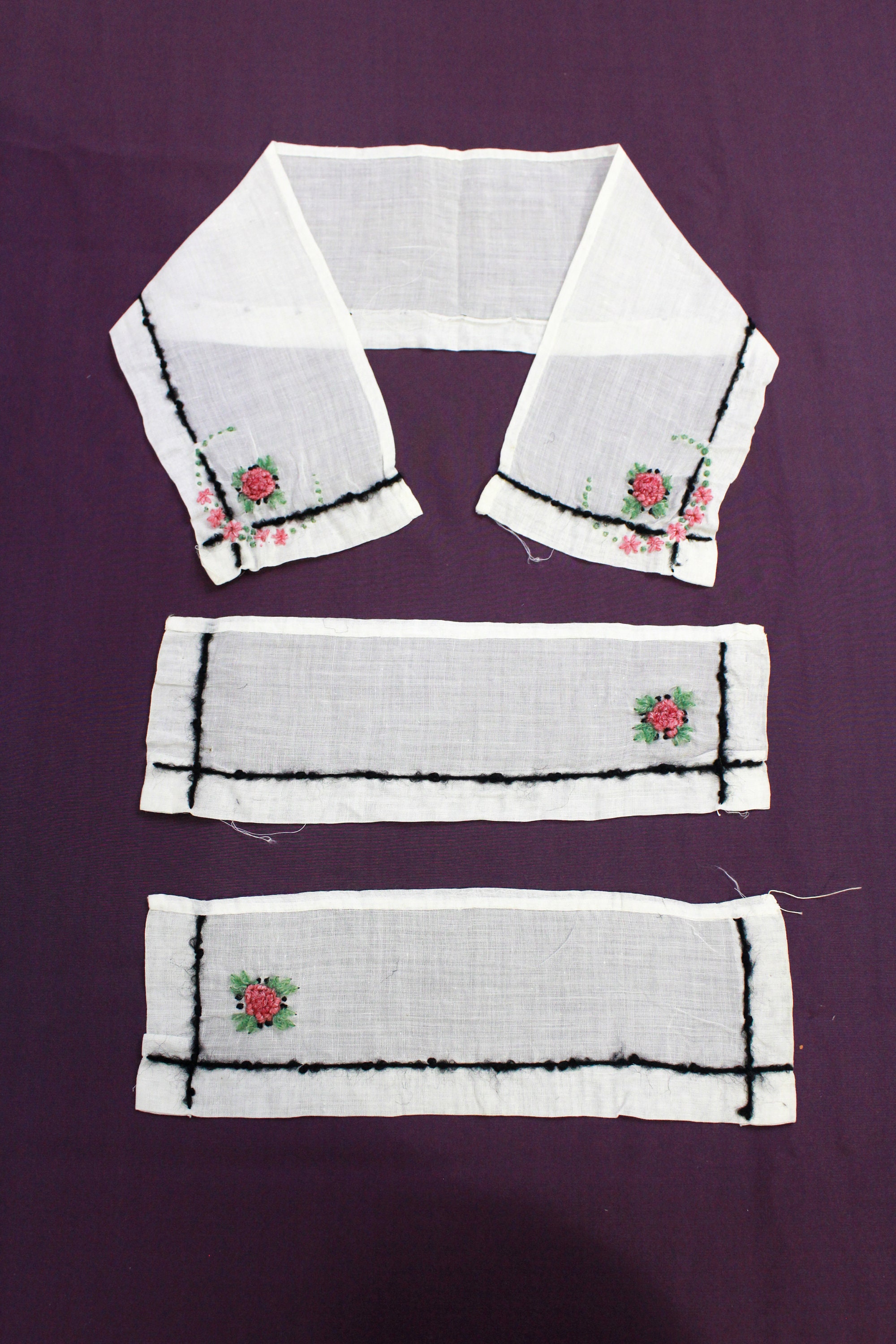 Antiguo conjunto de cuellos y puños blancos transparentes de la década de  1920 con bordados de flores, cuello y puños desmontables de algodón de los  años 20, cuello y puños vintage -  México