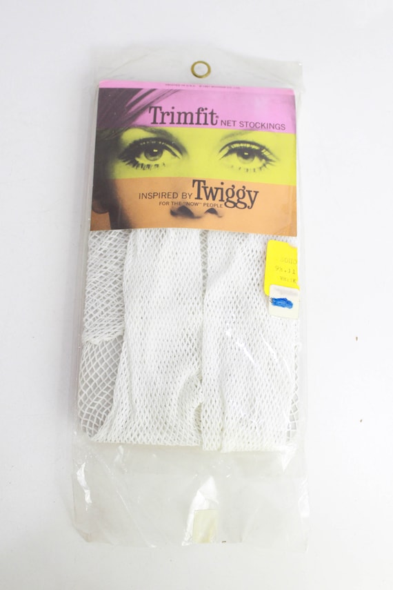 1960s Twiggy Fishnet Stockings, White, Deadstock … - image 3