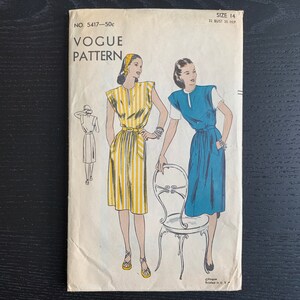 1940s Womens Dress Sewing Pattern Vogue 5417, Vintage One Piece Dress with Pockets Pattern, Pre-Cut, Complete, 32" Bust, 35" Hip