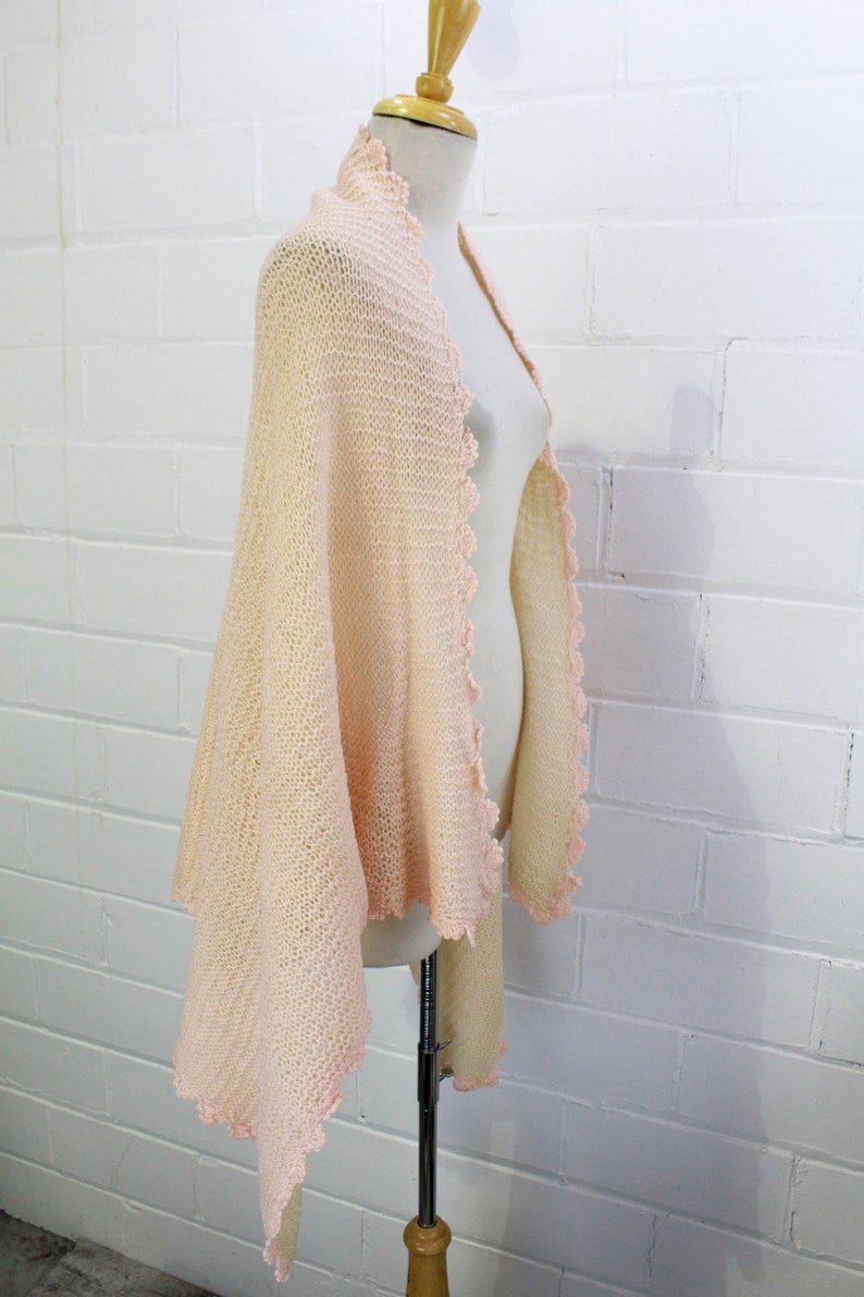 Vintage 20s Pink Wool Baby Blanket, Scarf/Cape, Wool Small Blanket, Hand Knit, Baby Shower Gift For Her, 1920s Metallic Pink Knit Scarf image 7