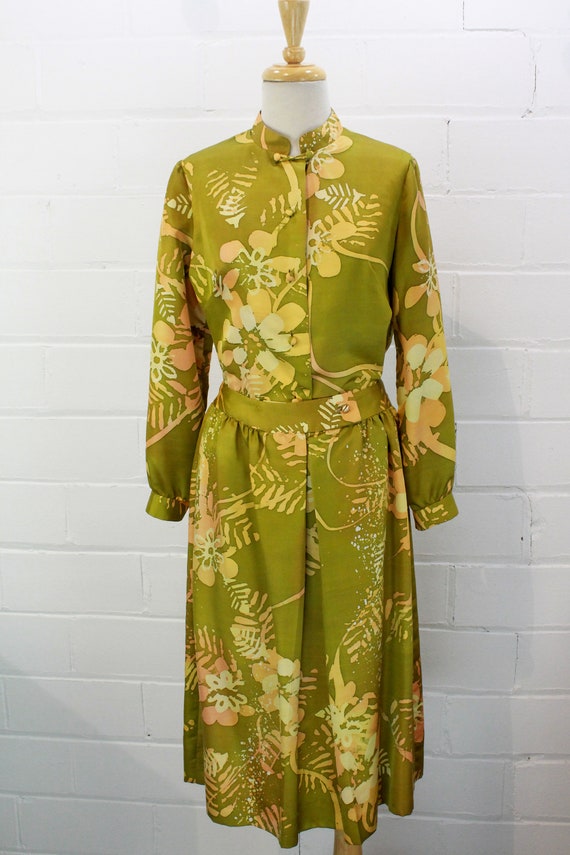 Vintage 1980s Silk Floral Print Skirt Suit, Manda… - image 2