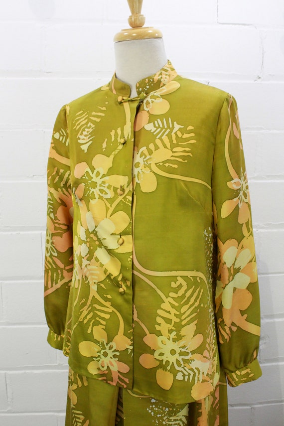 Vintage 1980s Silk Floral Print Skirt Suit, Manda… - image 3