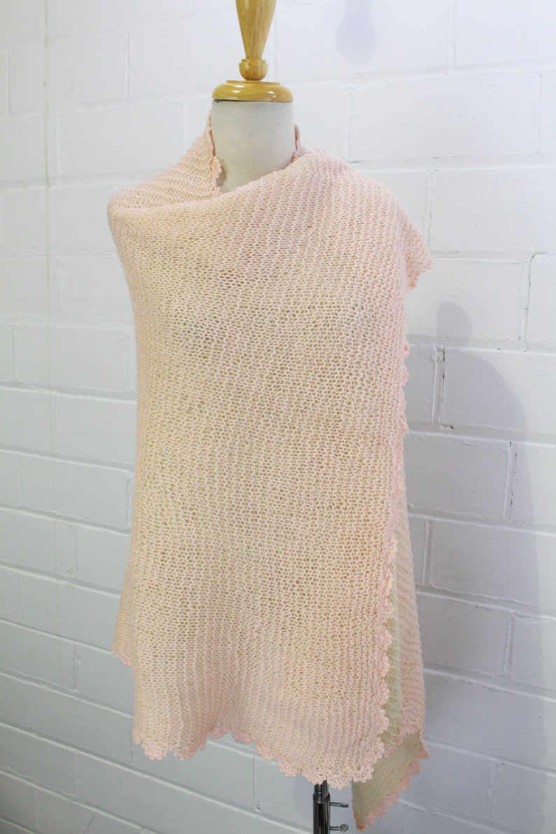 Vintage 20s Pink Wool Baby Blanket, Scarf/Cape, Wool Small Blanket, Hand Knit, Baby Shower Gift For Her, 1920s Metallic Pink Knit Scarf image 3